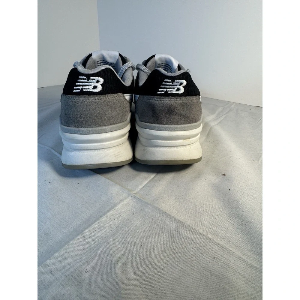 New Balance 997 Black Grey White Suede Shoes Size 9.5